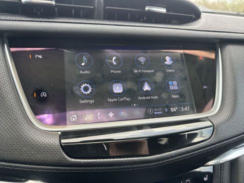 Used 2024 Cadillac XT6 Luxury w/ LPO, Floor Liner Package AWD/4WD image 18