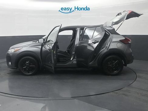 Used 2024 Nissan Kicks S FWD image 37