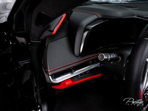 Used 2025 Chevrolet Corvette Z06 w/ Z07 Performance Package RWD image 32