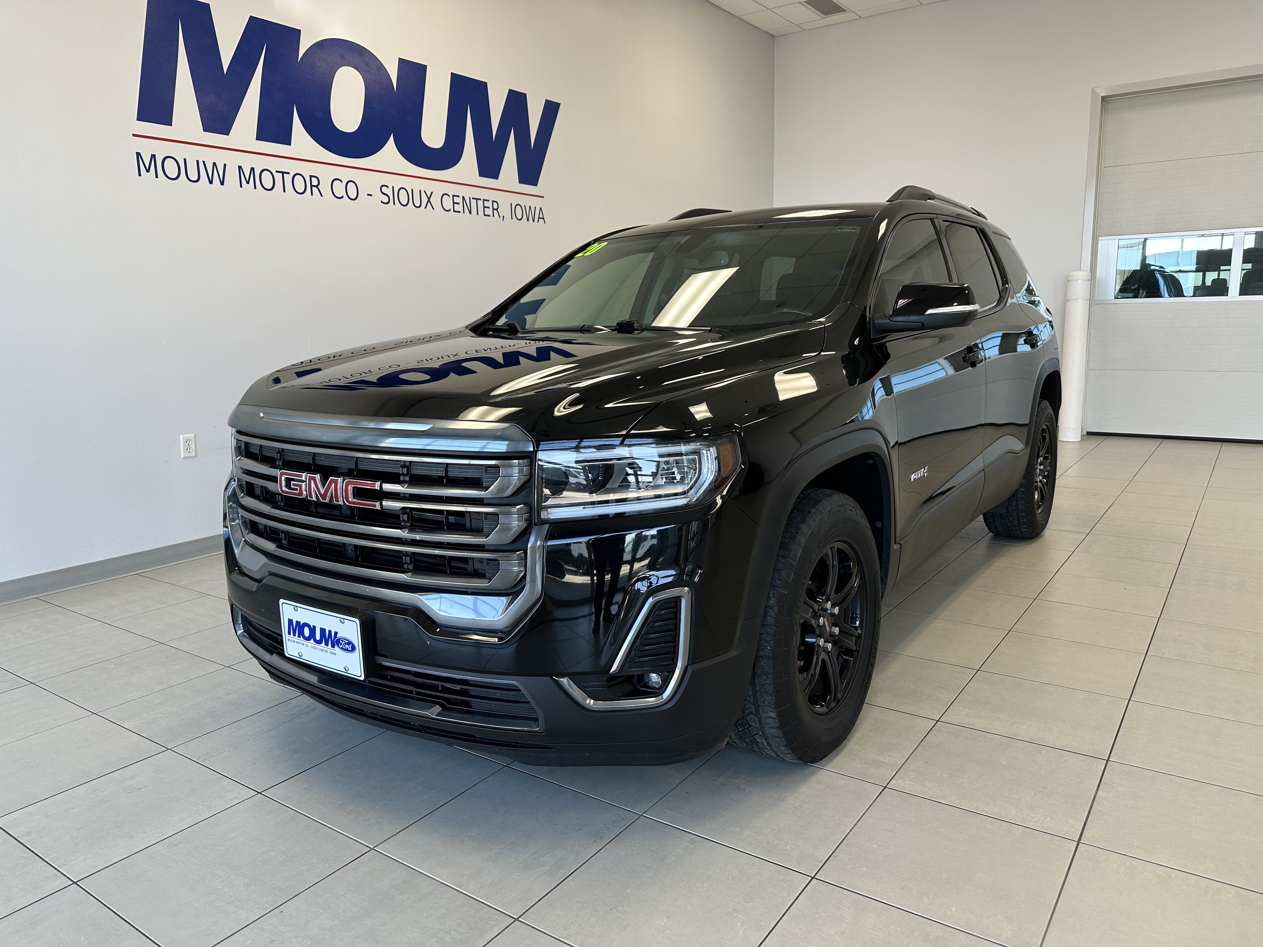 Used 2020 GMC Acadia AT4 w/ Trailering Package AWD/4WD image 2