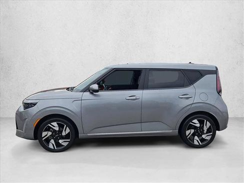 Used 2023 Kia Soul GT-Line FWD image 9