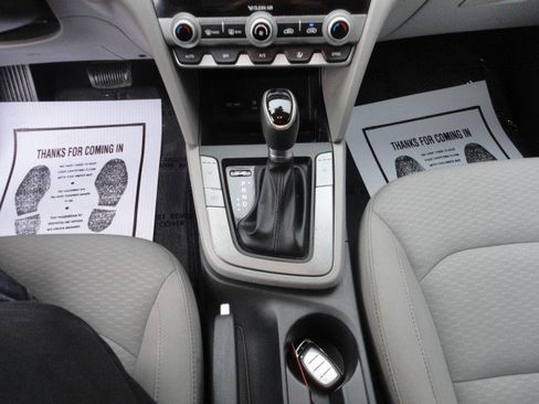 Used 2019 Hyundai Elantra Value Edition image 7