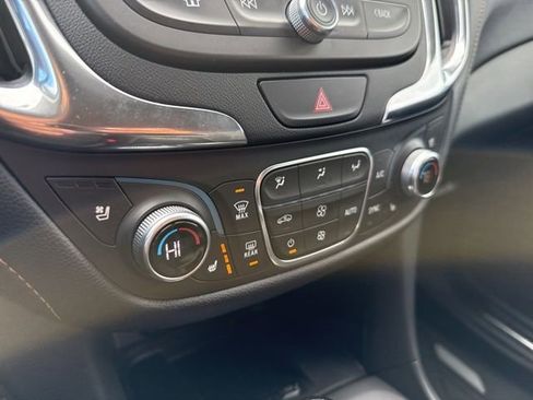 Used 2018 Chevrolet Equinox Premier image 33