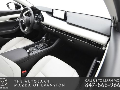 Certified 2025 MAZDA MAZDA3 2.5 Turbo Sedan w/Premium Plus image 27