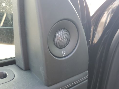 New 2026 Lincoln Navigator Reserve w/ Jet Appearance Package image 9