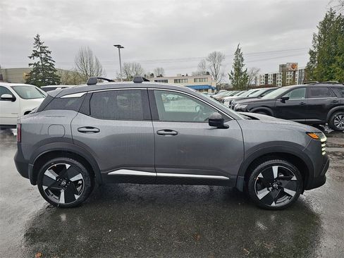 New 2026 Nissan Kicks SR w/ Cold Weather Package image 4