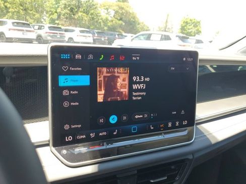 New 2026 Volkswagen Tiguan SE AWD/4WD image 19