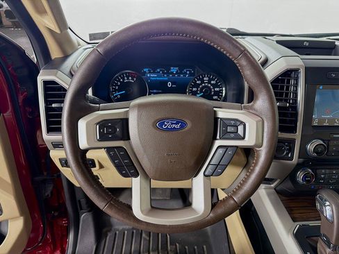 Used 2018 Ford F150 Lariat w/ Equipment Group 502A Luxury AWD/4WD image 3