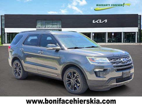 Used 2019 Ford Explorer XLT w/ Equipment Group 202A FWD image 1
