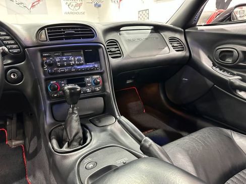 Used 2002 Chevrolet Corvette Z06 w/ Memory Pkg image 15