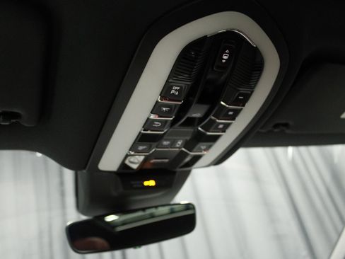 Certified 2024 Porsche Macan GTS w/ Premium Plus Package image 38