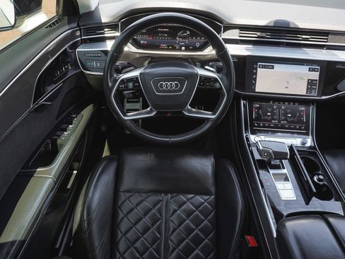 Used 2020 Audi S8 L w/ S8 Executive Package AWD/4WD image 47