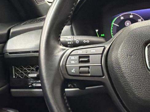 Used 2025 Honda Accord Sport image 17