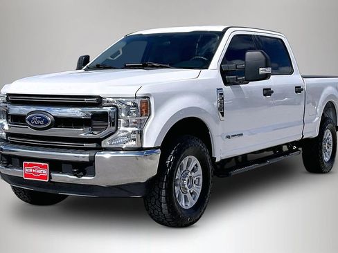 Used 2020 Ford F250 XLT AWD/4WD image 2