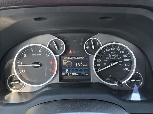 Used 2017 Toyota Tundra SR5 image 23