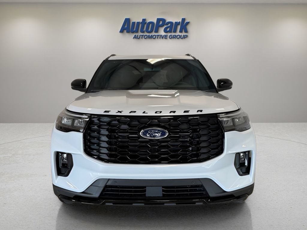 New 2026 Ford Explorer ST-Line w/ ST-Line Street Pack AWD/4WD image 2