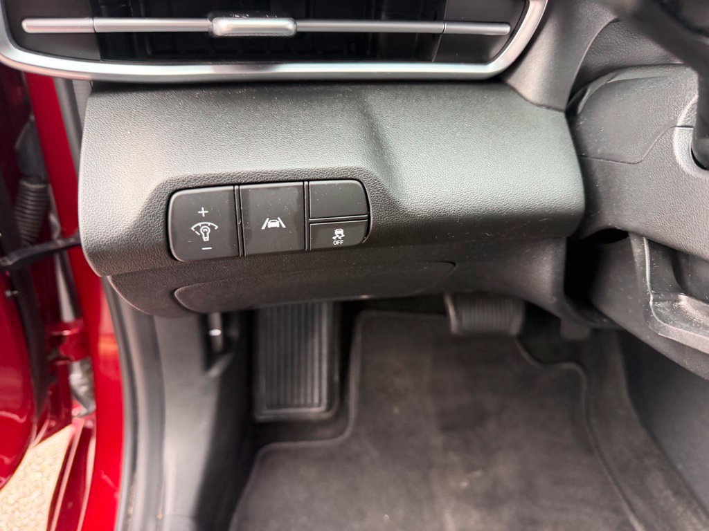Used 2023 Hyundai Elantra SEL w/ Convenience Package FWD image 20