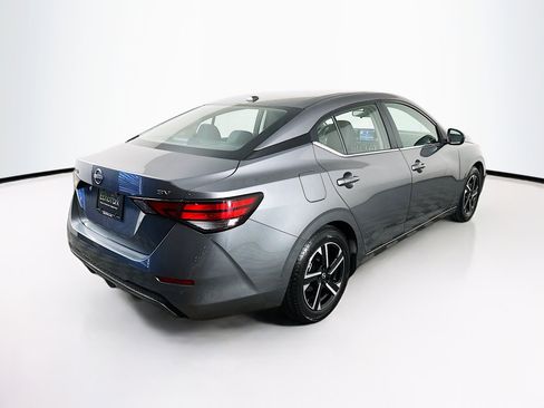 Used 2024 Nissan Sentra SV image 9