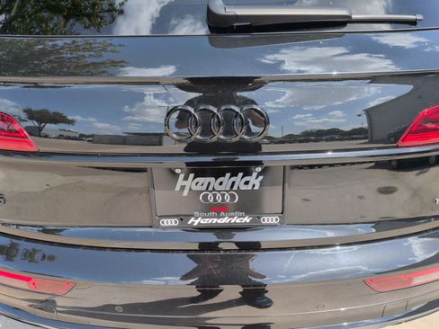 Used 2023 Audi Q5 2.0T Premium Plus w/ Premium Plus Package AWD/4WD image 39