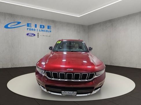 Used 2023 Jeep Grand Cherokee L Limited AWD/4WD image 10