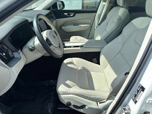 Used 2024 Volvo XC60 B5 Core w/ Climate Package AWD/4WD image 20