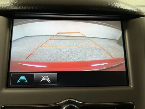 Used 2017 Chevrolet Cruze LS FWD image 10