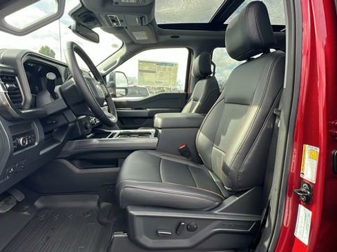 New 2025 Ford F250 Lariat w/ Lariat Ultimate Package image 38
