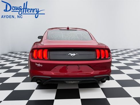 Used 2022 Ford Mustang Coupe image 4
