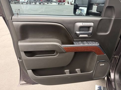 Used 2016 GMC Sierra 1500 SLT w/ SLT Premium Package image 8