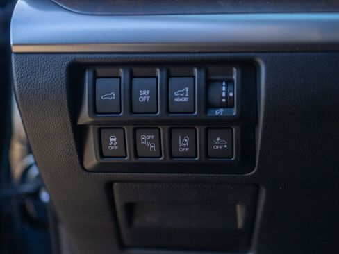 Used 2016 Subaru Outback 2.5i Limited image 16