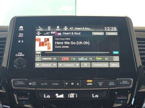 Used 2018 Honda Odyssey EX-L image 12