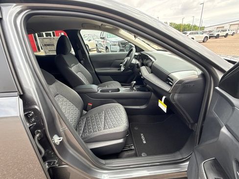 New 2026 Nissan Kicks SV AWD/4WD image 22