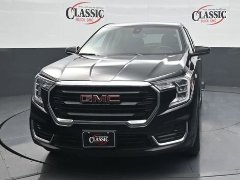 Used 2024 GMC Terrain SLE AWD/4WD image 4