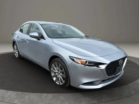 Used 2020 MAZDA MAZDA3 AWD Sedan w/ Select Package image 3