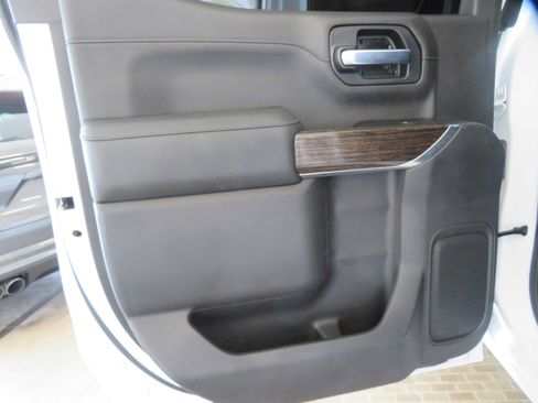 Used 2021 GMC Sierra 1500 Elevation AWD/4WD image 17