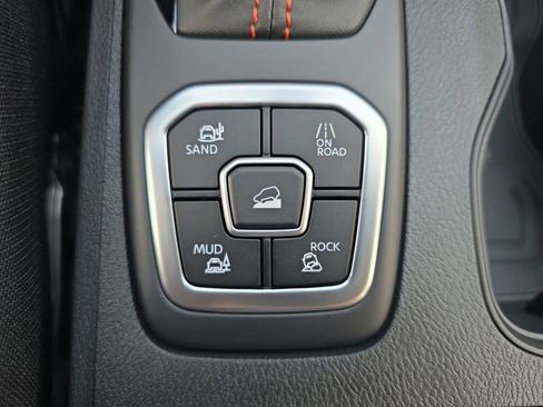 New 2026 Nissan Frontier PRO-4X AWD/4WD image 28
