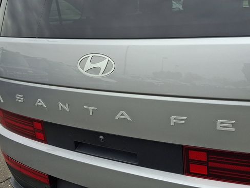 Certified 2025 Hyundai Santa Fe SEL image 29