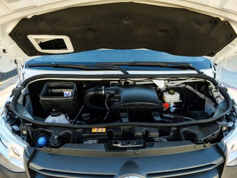 Used 2020 Mercedes-Benz Sprinter 2500 image 41