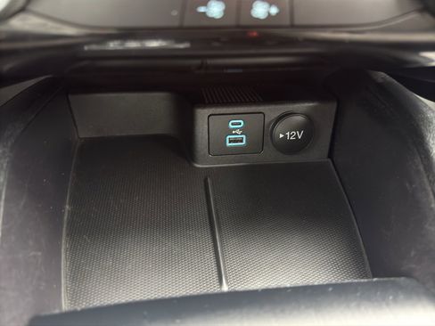 Certified 2022 Ford Escape SE w/ Convenience Package image 25