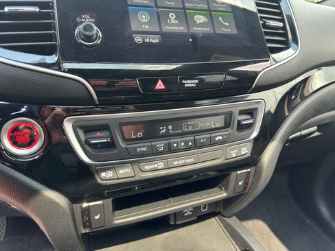 Used 2019 Honda Passport Touring image 31