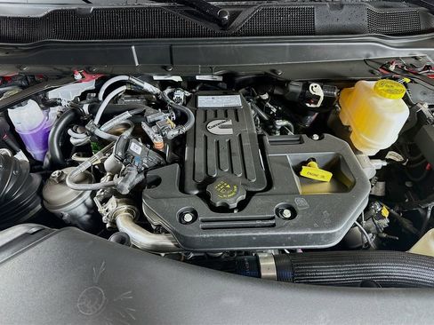 New 2026 RAM 5500 Tradesman w/ Chrome Appearance Group image 17