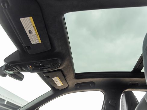 New 2025 Porsche Cayenne Turbo AWD/4WD image 24