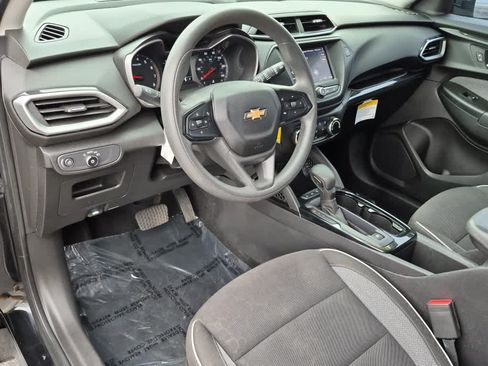 Used 2023 Chevrolet TrailBlazer LS AWD/4WD image 11