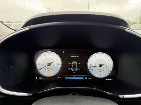 Used 2022 Hyundai Santa Fe SEL w/ Convenience + Premium Package FWD image 15