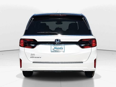 New 2026 Honda Odyssey EX-L image 6