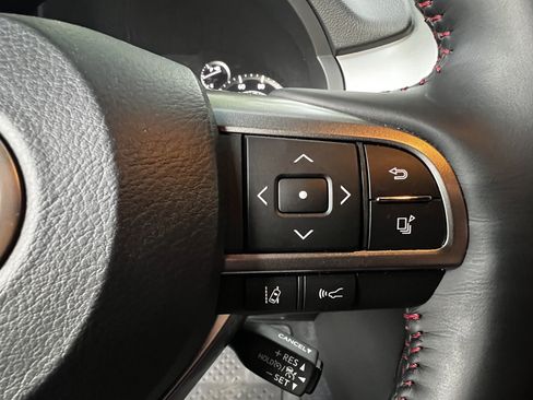 Certified 2023 Lexus GX 460 Premium w/ Premium Package AWD/4WD image 20