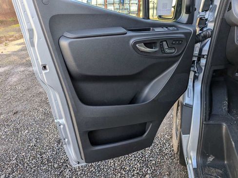 New 2025 Mercedes-Benz Sprinter 2500 image 22