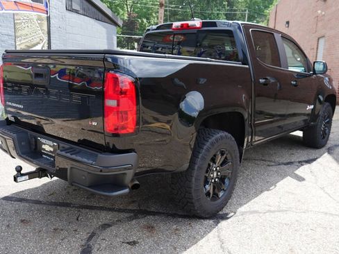 Used 2022 Chevrolet Colorado Z71 w/ Z71 Midnight Edition AWD/4WD image 5