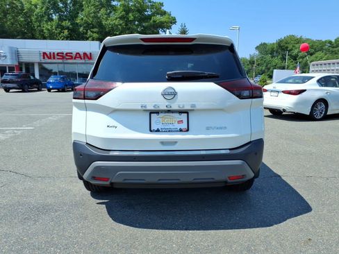 Used 2023 Nissan Rogue SV w/ SV Premium B Package AWD/4WD image 6