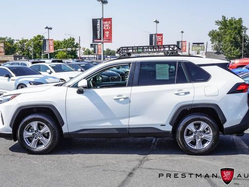 Used 2022 Toyota RAV4 XLE w/ Convenience Package AWD/4WD image 10